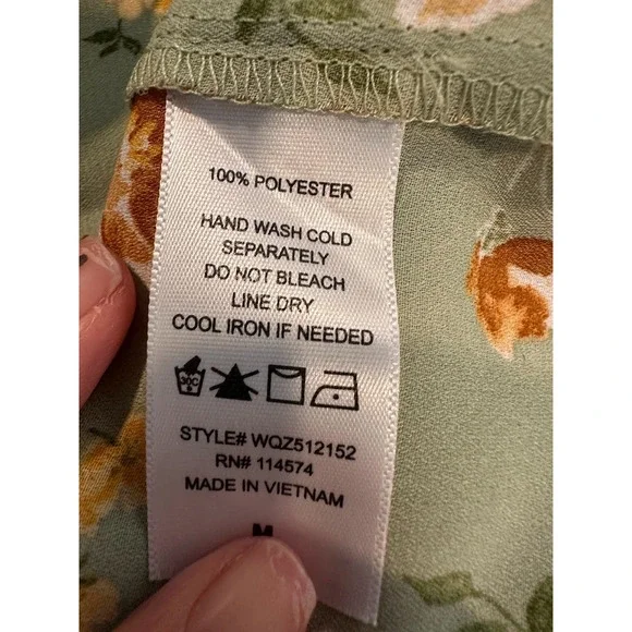 Pleione Women’s Medium Green Floral Long Sleeve Blouse Top Boho Romantic Cottage - Picture 7 of 8